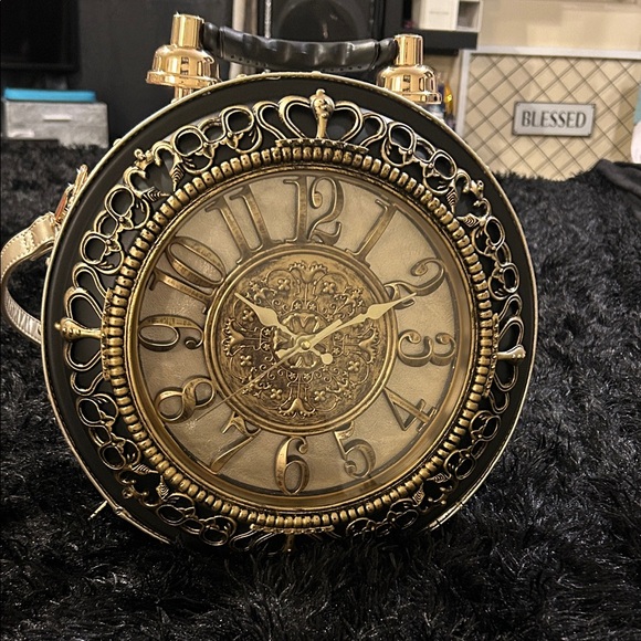 Gold and Black Clock purse vintage look - Picture 1 of 5